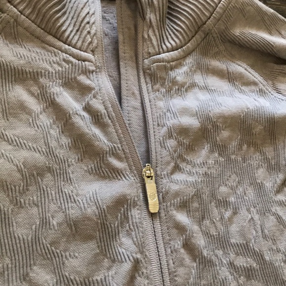 Lululemon Rest Less 1/2 Zip Size 10 - Picture 2 of 8